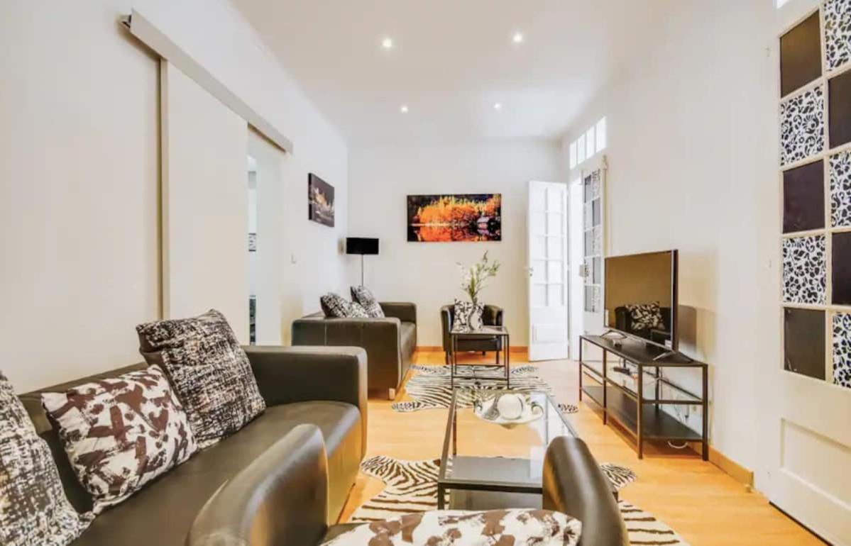 3 Bedroom Apartment In Baixa With River View Lisboa Extérieur photo