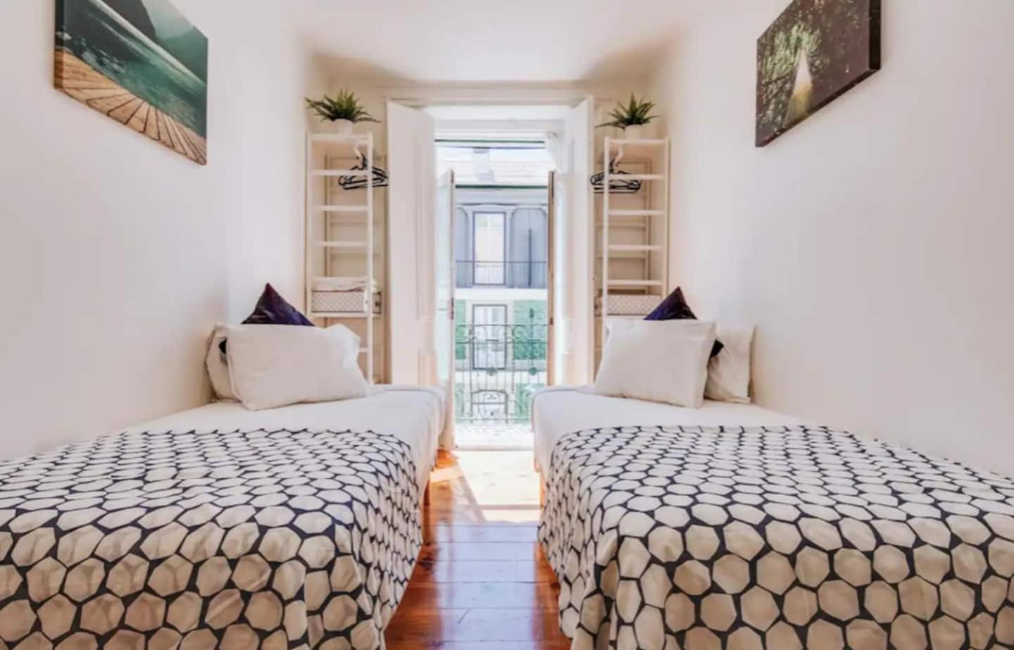 3 Bedroom Apartment In Baixa With River View Lisboa Extérieur photo